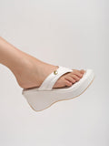 Shoetopia Women'S Stylish & Durable Synthetic Wedge Sandals With Resin Footwear Comfort Perfect For Casual & Dressy Occasions Trendy Design Adjustable Fit-White-Eu37,White,4,B0DCSHMHJ3