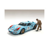 American Diorama Race Day 1 Figurine VI for 1/24 Scale Models