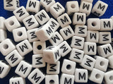 ChangJin 120PCS White Plastic Cube Alphabet Beads Black Letter 10x10mm W/4mm Hole for Jewelry Making (White Beads M 120PCS)