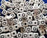 ChangJin 120PCS White Plastic Cube Alphabet Beads Black Letter 10x10mm W/4mm Hole for Jewelry Making (White Beads Q 120PCS)