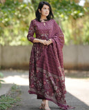 Gosriki Women'S Rayon Blend Anarkali Printed Kurta With Pant & Dupatta (Kanjur Wine-Gs_Xl_Wine_X-Large),Wine,,B0DC6KSZ8K