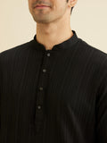 Manyavar Men'S Spandex Self Design Kurta (Black,Xl)