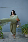 Gosriki Women'S Rayon Blend Straight Solid Kurta With Pant & Dupatta (Raja Saab Green-Gs_3Xl_Green_Xxx-Large),Green,3,B0DHSD4HZ4