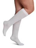 Sigvaris Womens Casual Cotton 146 Calf High Medical Compression Socks 1520mmHg White 7.59.5