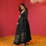 Gosriki Women'S Rayon Blend Anarkali Solid Kurta With Pant & Dupatta (Jayanti Black-Gs_M_Black_Medium),Black,,B0DPZ7NGKP