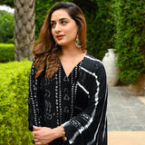 Anni Designer Women'S Rayon Blend Straight Bandhej Printed Kurta With Pant & Dupatta (Baghira Black-Vks01_Xl_Black_X-Large),Black,XL,,,