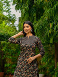 Anni Designer Women'S Rayon Blend Straight Printed Kurta With Pant (Ommy Black_Xxl_Black_Xx-Large),Black,2XL,,,
