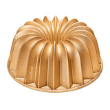 NutriChef 9-Inch Cake Pan - Thick and Heavy Cast Aluminum Bakeware Cake Mold with 2 Layers of Nonstick Coating - Fluted Lines De