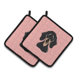 Caroline'S Treasures Checkerboard Pink Smooth Black & Tan Dachshund Pair Of Pot Holders Bb1215Pthd, 7.5Hx7.5W, Multicolor