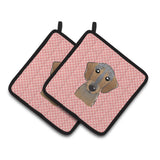 Caroline'S Treasures Checkerboard Pink Wirehaired Dachshund Pair Of Pot Holders Bb1233Pthd, 7.5Hx7.5W, Multicolor