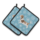 Caroline'S Treasures Winter Snowflake Basset Hound Pair Of Pot Holders Bb3502Pthd, 7.5Hx7.5W, Multicolor