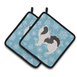 Caroline'S Treasures Winter Snowflake Japanese Chin Pair Of Pot Holders Bb3537Pthd, 7.5Hx7.5W, Multicolor