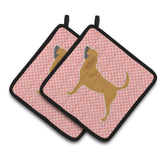 Caroline'S Treasures Bloodhound Checkerboard Pink Pair Of Pot Holders Bb3584Pthd, 7.5Hx7.5W, Multicolor