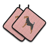 Caroline'S Treasures Airedale Terrier Checkerboard Pink Pair Of Pot Holders Bb3657Pthd, 7.5Hx7.5W, Multicolor