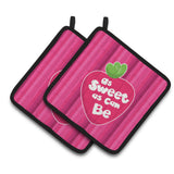 Caroline'S Treasures Bb7106Pthd Stawberry As Sweet As Can Be Pair Of Pot Holders, 7.5 X 7.5, Multicolor