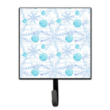 Caroline'S Treasures Winter Snowflakes On White Wall Hook, Small, Multicolor