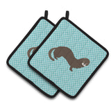 Caroline'S Treasures Russian Or European Mink Blue Check Decorated Pot Holder, 7.5 X 7.5