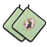 Caroline'S Treasures Ck4422Pthd Black And Tan Dachshund Green Flowers Pair Of Pot Holders Potholders, Multicolor