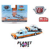 M2 Machines 1:64 1973 Chevrolet C30 Wedge Truck & 1978 Silverado 10 Bedless Gulf