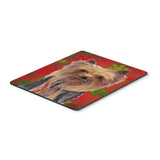 Caroline'S Treasures Mouse/Hot Pad/Trivet, Yorkie Red & Green Snowflakes Holiday Christmas (Sc9405Mp)