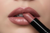 Long-Wear Hydrating Matte Lipstick – Vegan