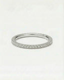 The M Essential Pavé Band