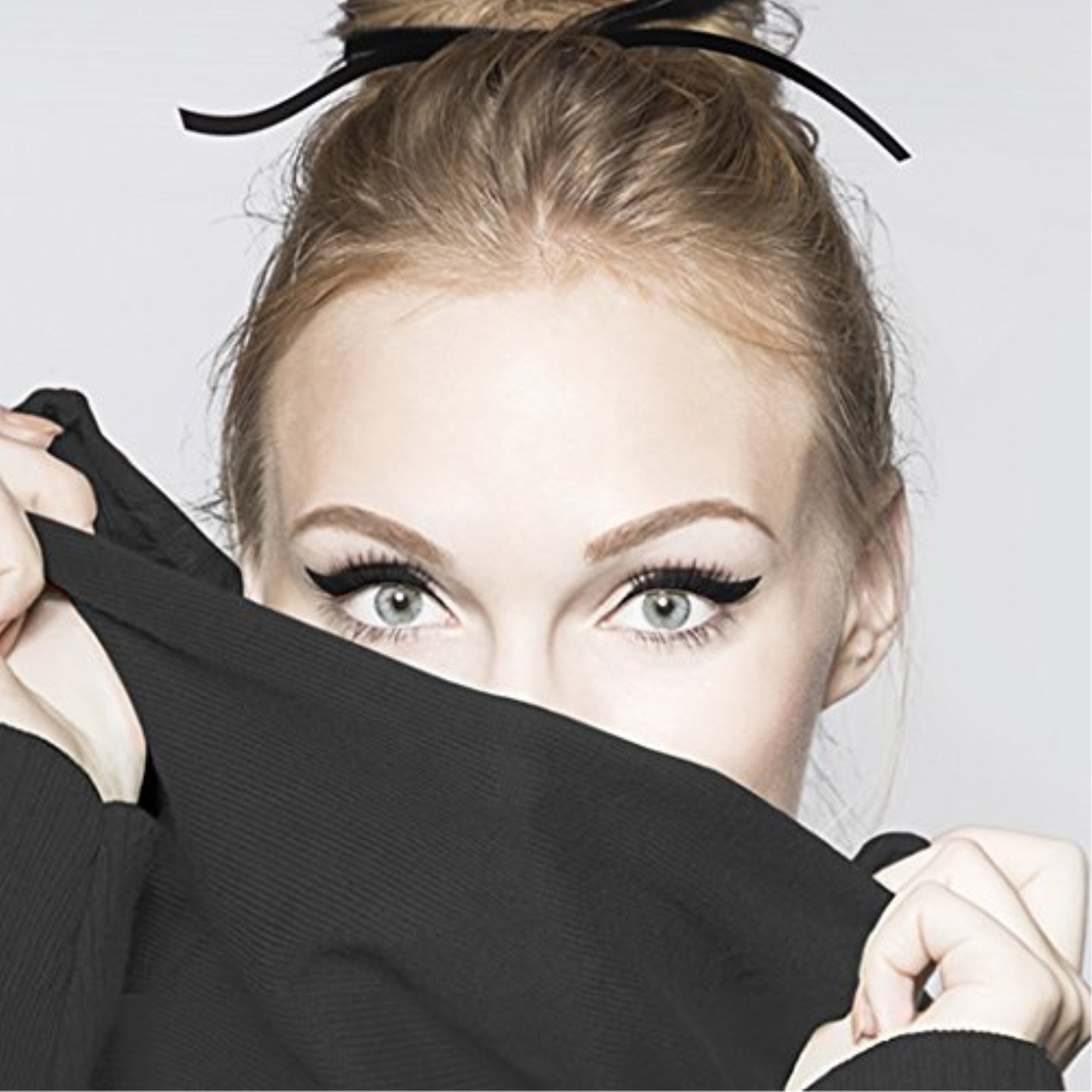 Vivienne Sab Eyeliner Pen - Feutre Fin, Black