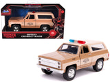 Hoppers Chevrolet Blazer Hawkins Police Dept. Stranger Things (2016) TV Series Hollywood Rides 1/32 Diecast Model Car by 