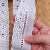GorinsKani 7Yards Cotton Lace Trim White Eyelet Lace Ribbon Bowknot Embroidery Scalloped Lace for Sewing Crafts, Dress, Dolls/Pe