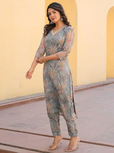 Gosriki Women'S Rayon Blend Straight Printed Kurta With Pant (Feni Grey-Gs_S_Grey_Small),Grey,,B0CYGMJ5GD