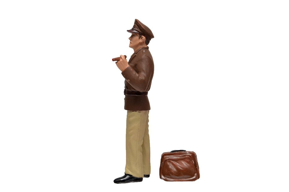 American Diorama Wholesale Remembering Pearl Harbor Figure Iii For 1:24 Scale Models