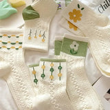 5-Pairs: Stylish Retro Floral Socks