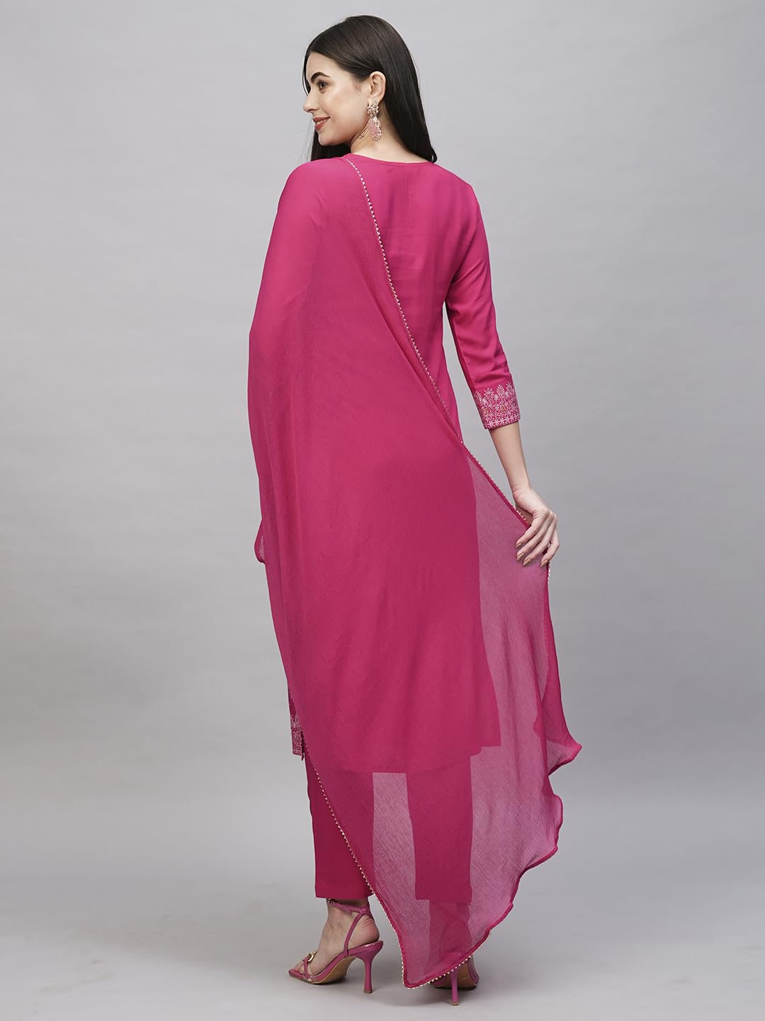 Gosriki Women'S Cotton Blend Straight Printed Kurta With Pant & Dupatta (Veronica Rani-Gs_S_Pink_Small),Pink,,B0CTHWVGH1