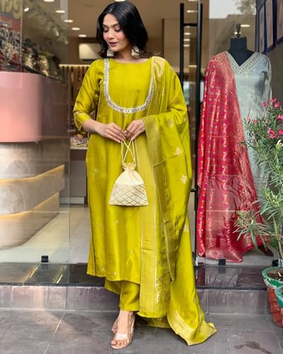 Anni Designer Women'S Silk Blend Straight Embroidered Kurta With Pant & Dupatta (Deluxe Green-Vks01_4Xl_Green_Xxxx-Large),Green,4XL,Rayon Blend,Regular,