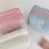 XPONNI Small Cosmetic Bag Cute Makeup Bag Y2k Accessories Aesthetic Make Up Bag Y2k Purse Cosmetic Bag for Purse (white)