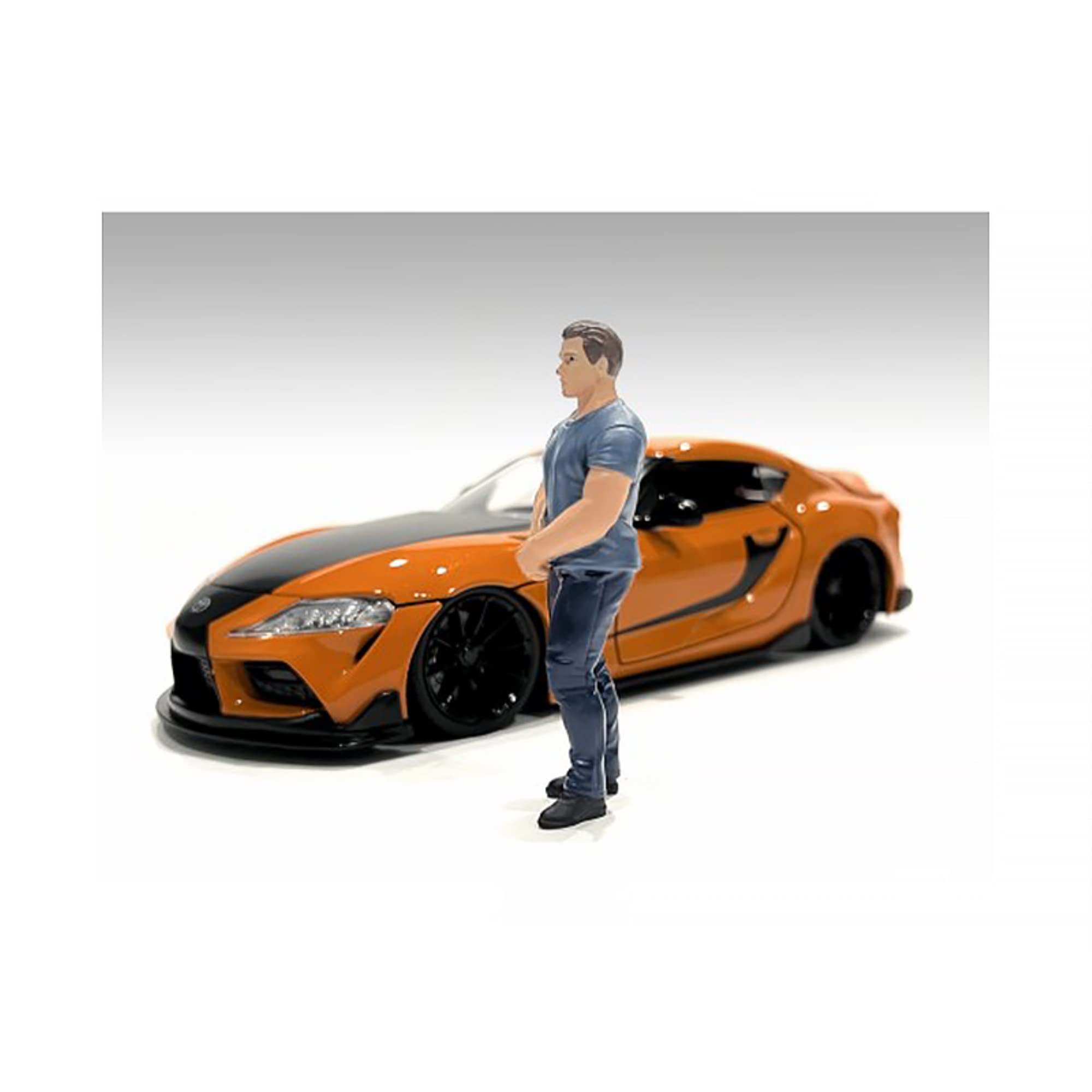 American Diorama Car Meet 3'' Figure 4 For 1/18 Scale Models 76329