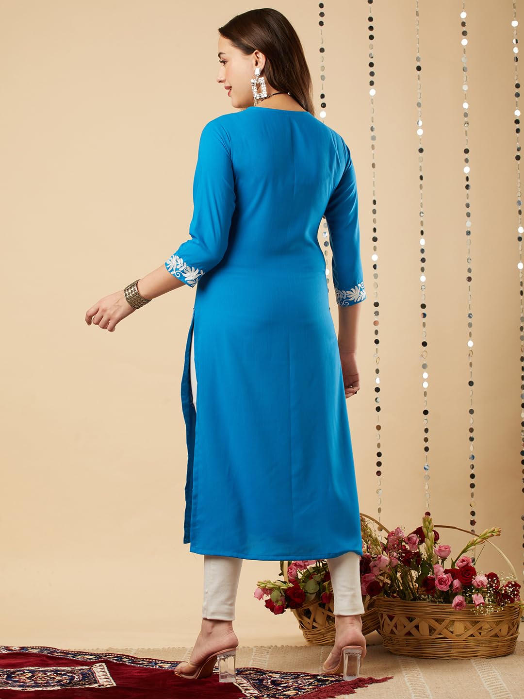Anni Designer Women'S Cotton Blend Chikankari Embroidered Straight Kurta (Anirudh Sky-Nw_S_Sky Blue_Small),Sky Blue,S,Cotton Blend,Regular,Kurta