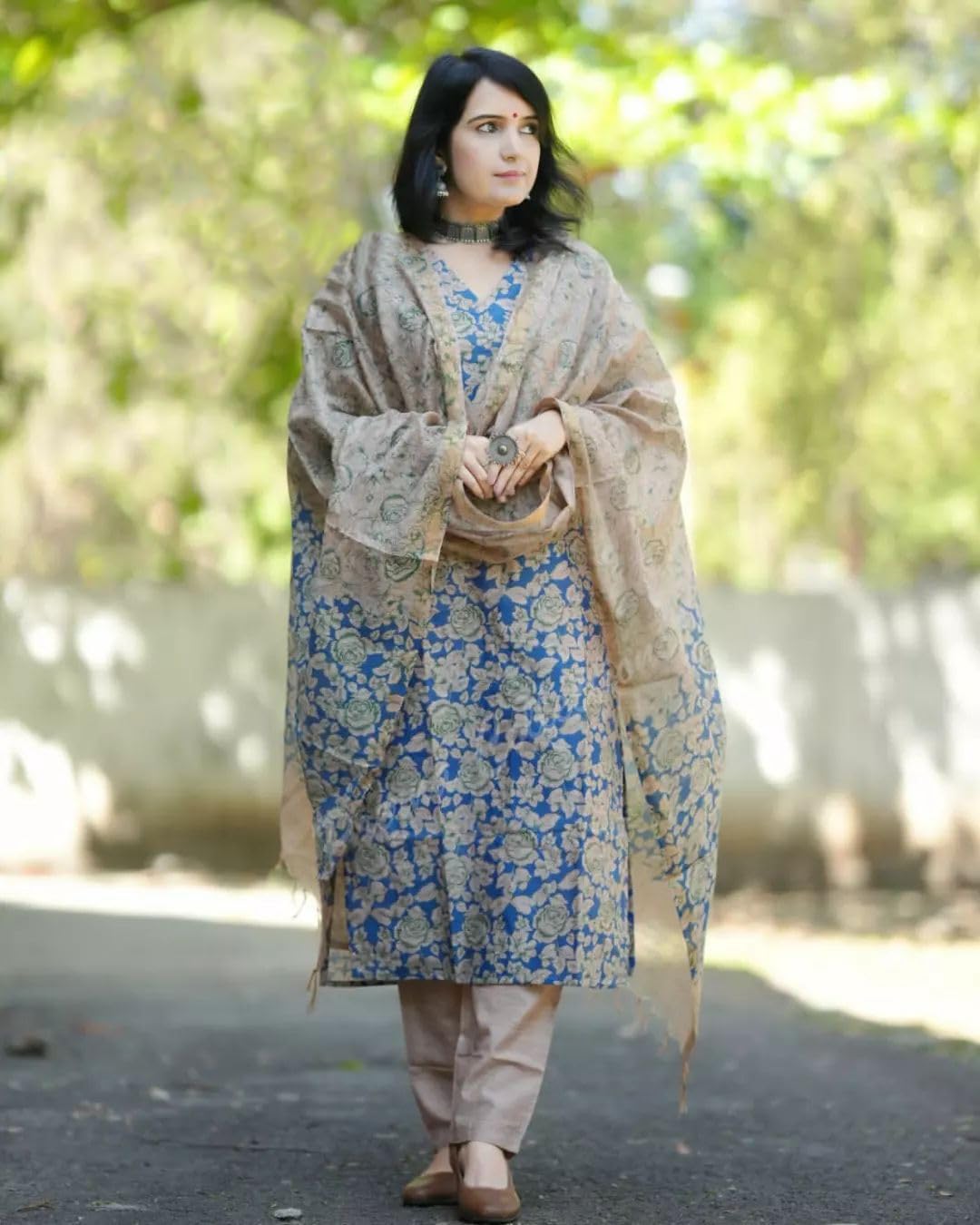 Gosriki Women'S Cotton Blend Straight Printed Kurta With Pant & Dupatta (Moringa Blue-Gs_4Xl_Blue_Xxxx-Large),Blue,4,B0D73XXDXD