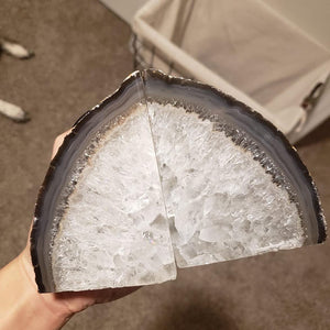 AMOYSTONE Agate Book Ends Shelves Decorative Geode Bookend Large Crystal Bookends Quartz Decor Nature Brown with Rubber Bumpers(