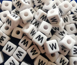 ChangJin 120PCS White Plastic Cube Alphabet Beads Black Letter 10x10mm W/4mm Hole for Jewelry Making (White Beads W 120PCS)