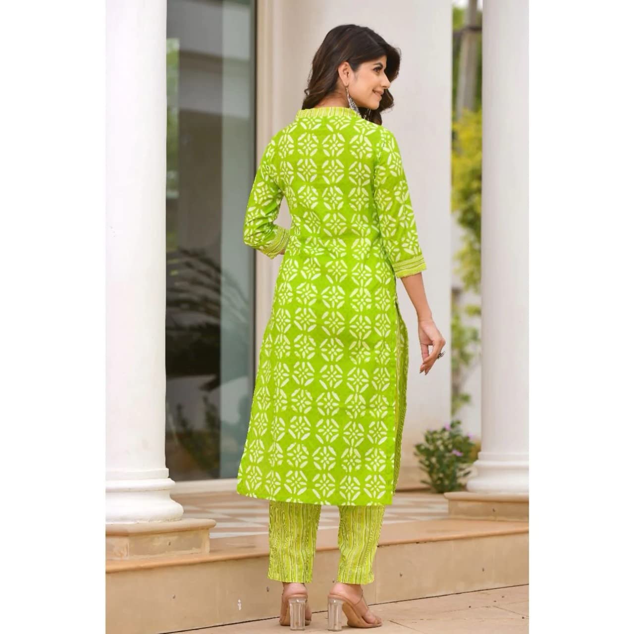Anni Designer Women'S Cotton Blend Traditional Straight Printed Kurta And Pant Set (Sixty-Parrot_M_Green_Medium),Green,M,Cotton Blend,Regular,Pants