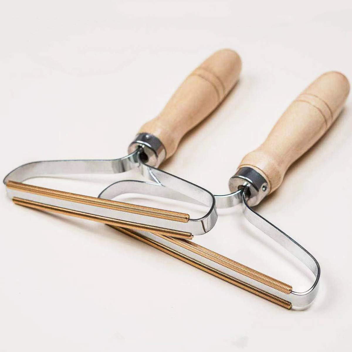 Portable Lint Remover, Fuzz Shaver - Reusable Double Sided Travel Brush for Removing Lint Pet Hair Dust in Clothes and Furniture
