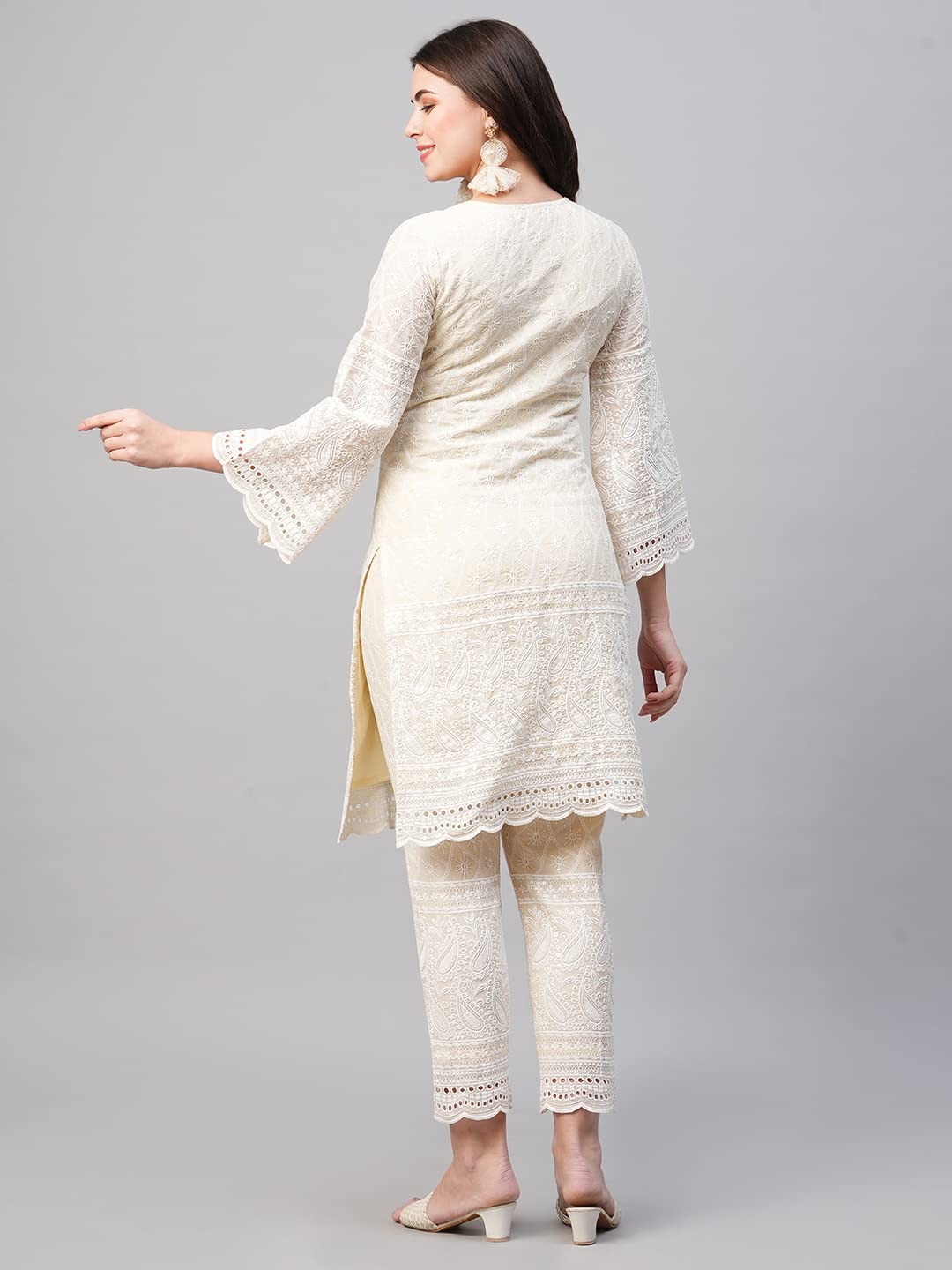 Gosriki Women'S Pure Cotton Chikankari Embroidered Straight Kurta With Pant (Mavak Cream01-Gs_M_Cream_Medium),Cream,,B0BSVD1JKR