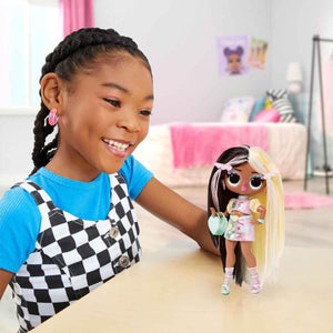 L.O.L. Surprise! Tweens Series 4 Fashion Doll Darcy Blush with 15 Surprises and Fabulous Accessories - Great Gift for Kids Ages