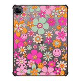 CASETiFY Impact Case for iPad Pro 12.9 (3rd/4th/5th/6th Gen) - Groovy Pattern - Clear Black