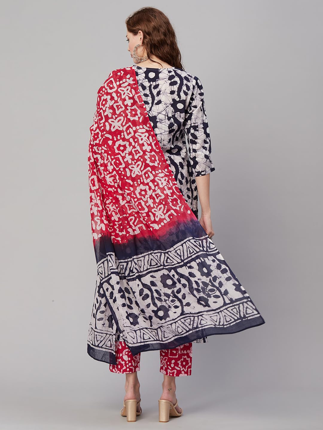 Anni Designer Women'S Cotton Blend Printed Straight Kurta With Pant & Dupatta (Payal-Grey_S_Grey_Small),Grey,S,Cotton Blend,Regular,Kurta, Pant & Dupatta