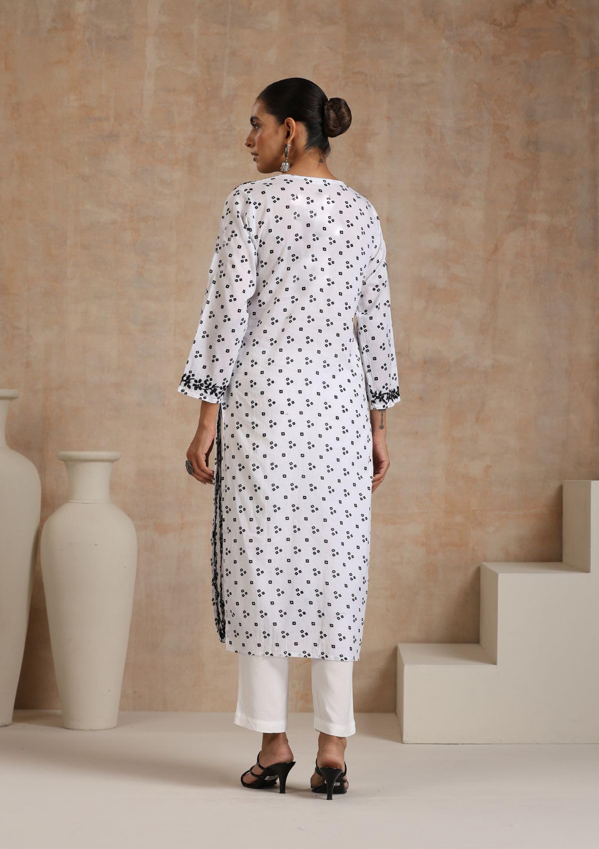 Gosriki Women'S Rayon Blend Straight Printed & Embroidered Kurta (Panaya-White-Vks04-Gs_L_White_Large),White,,B0DD763KVH