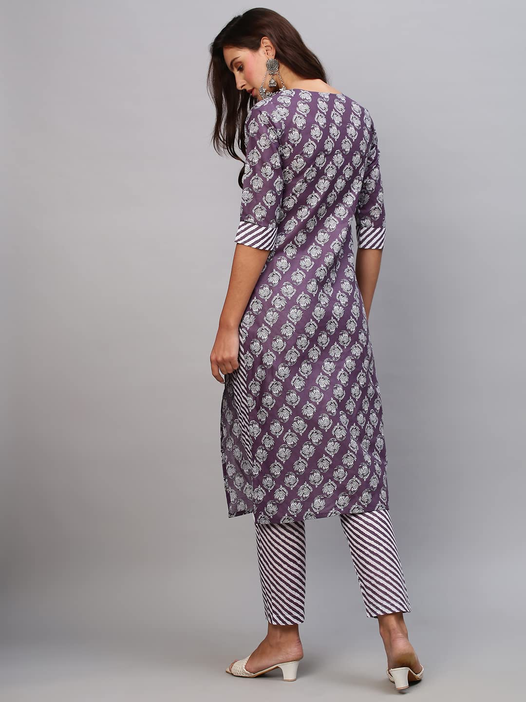Gosriki Women'S Cotton Blend Printed Straight Kurta With Pant (Funnu New01 Purple_Xl-Gs_Purple_X-Large),Purple,,B0BS1C4LTB