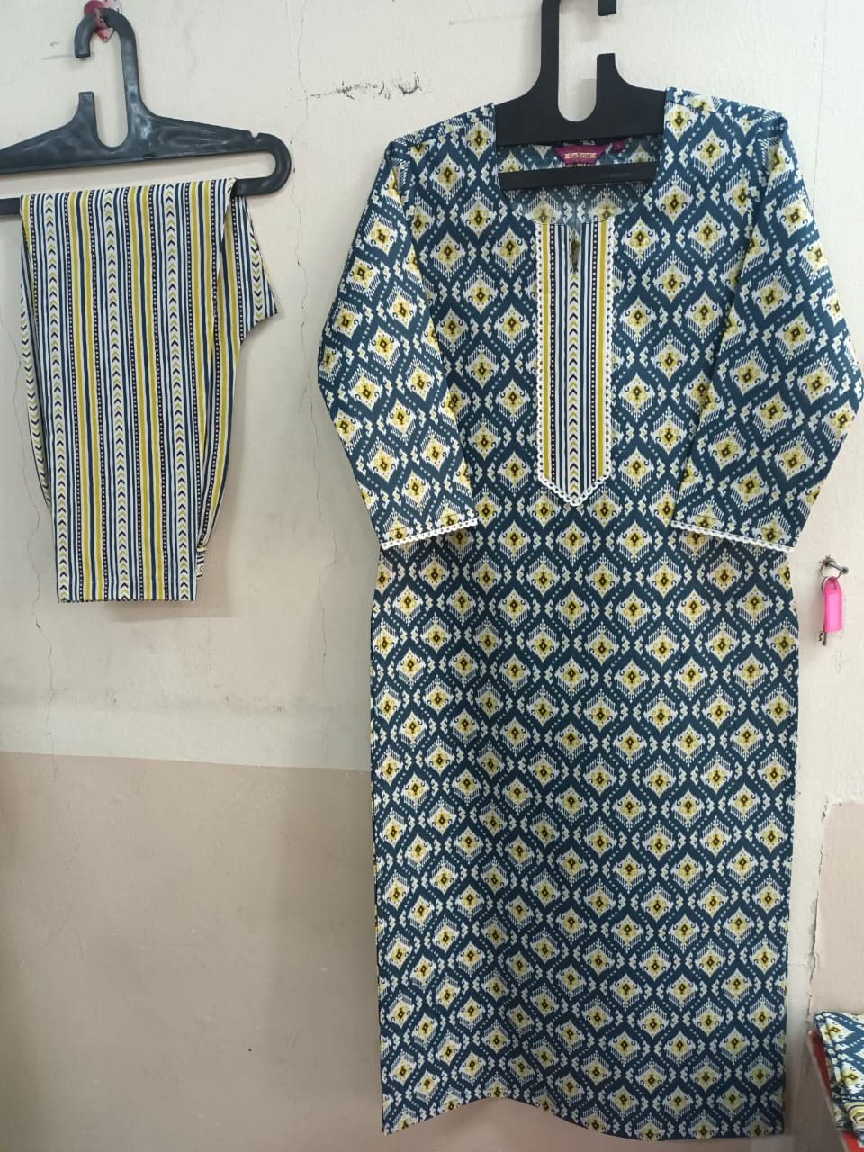 Anni Designer Women'S Cotton Blend Straight Printed Kurta With Pant Set (Tbh Blue-Nw_4Xl_Blue_Xxxx-Large),Blue,4XL,Cotton Blend,Regular,Kurta