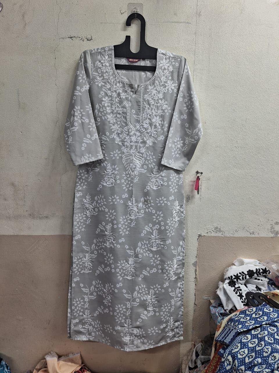 Anni Designer Women'S Cotton Blend Straight Chikankari Embroidered Kurta (Sutlej-Grey-Grt_L_Grey_Large),Grey,L,Cotton Blend,Regular,Kurta